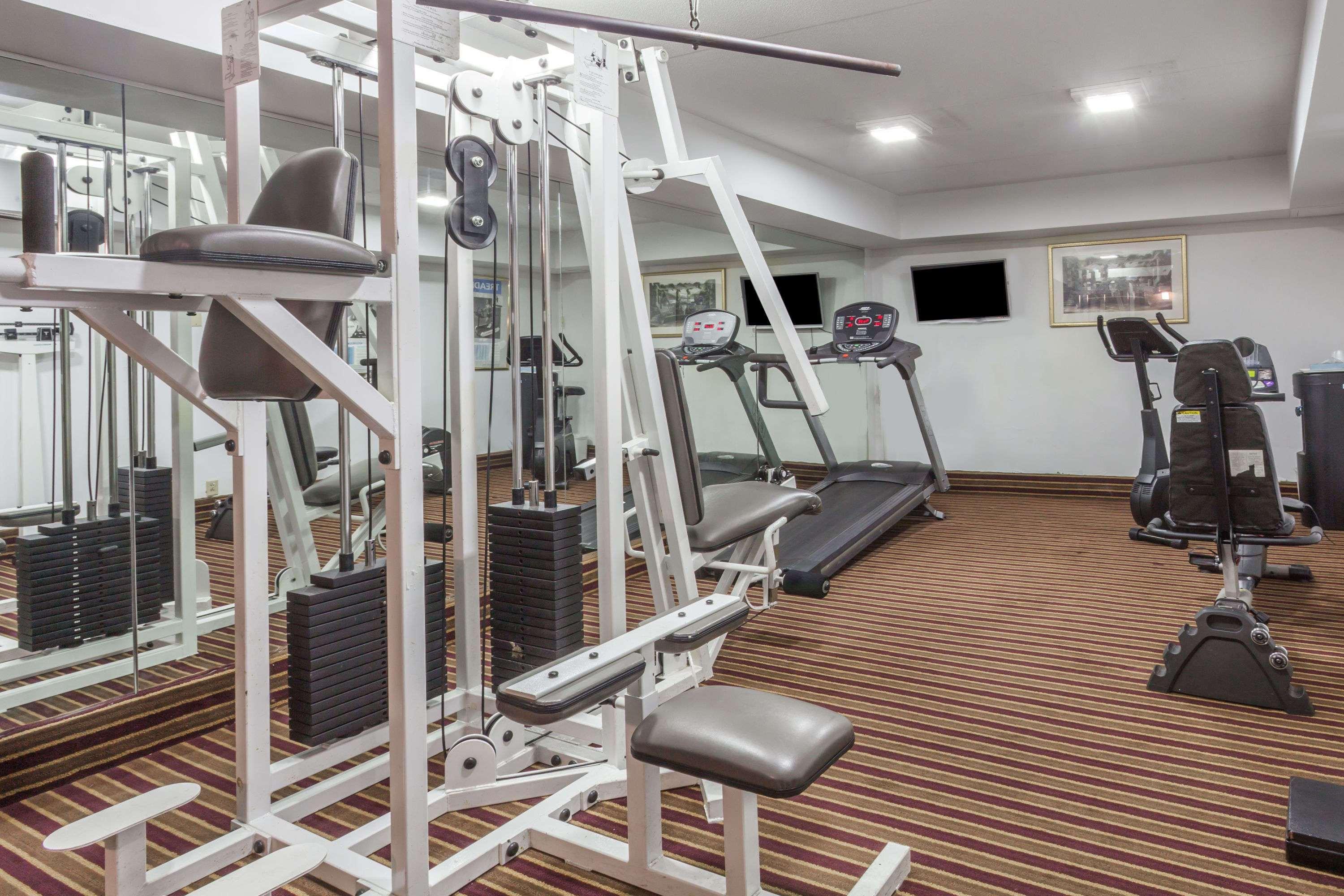 Ramada By Wyndham Lebanon Hotel Kültér fotó