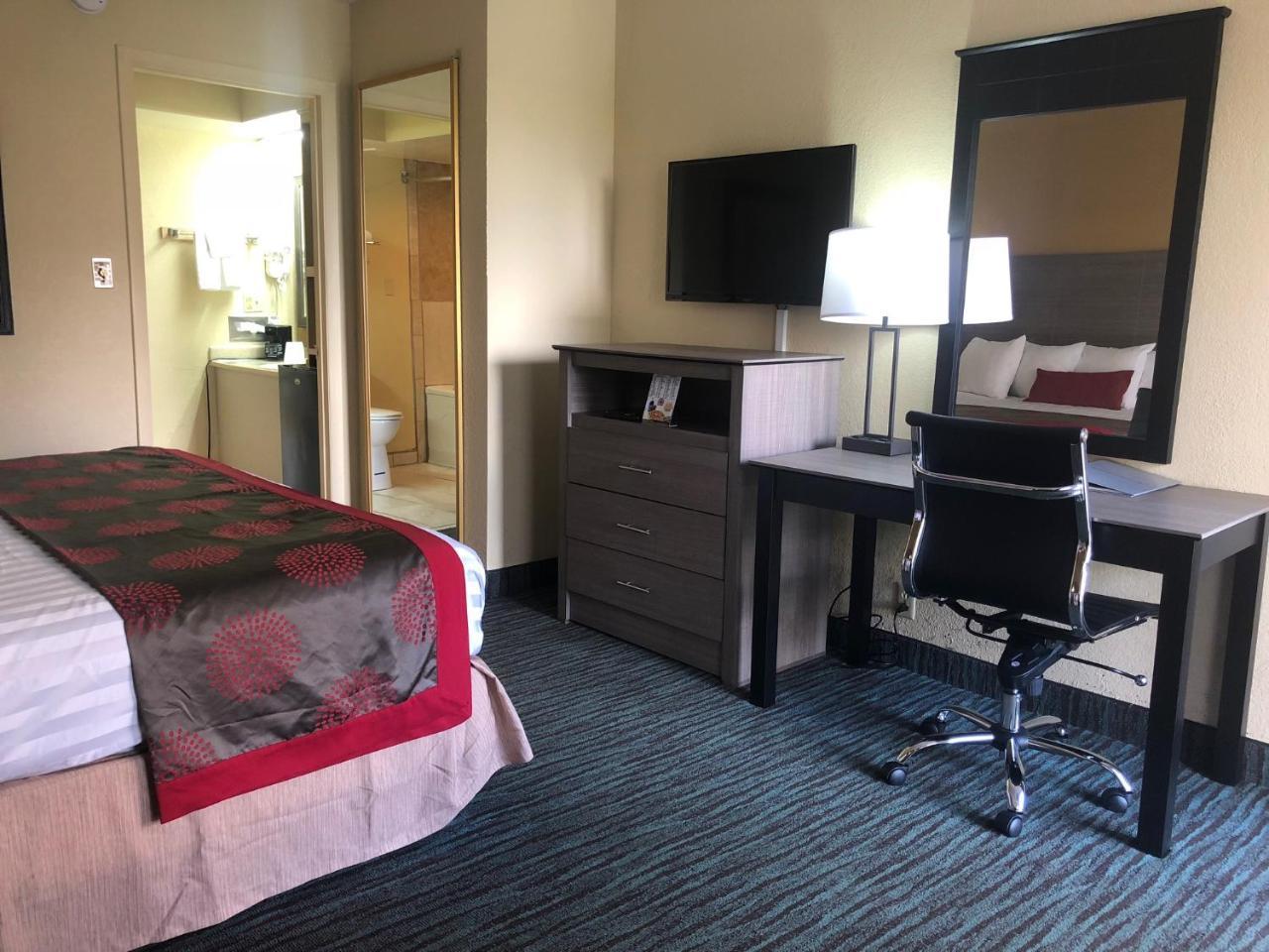 Ramada By Wyndham Lebanon Hotel Kültér fotó